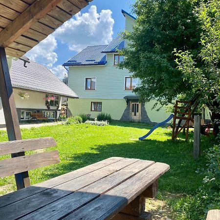 Medova Hata Hotel Verkhnyaya Rozhanka Luaran gambar